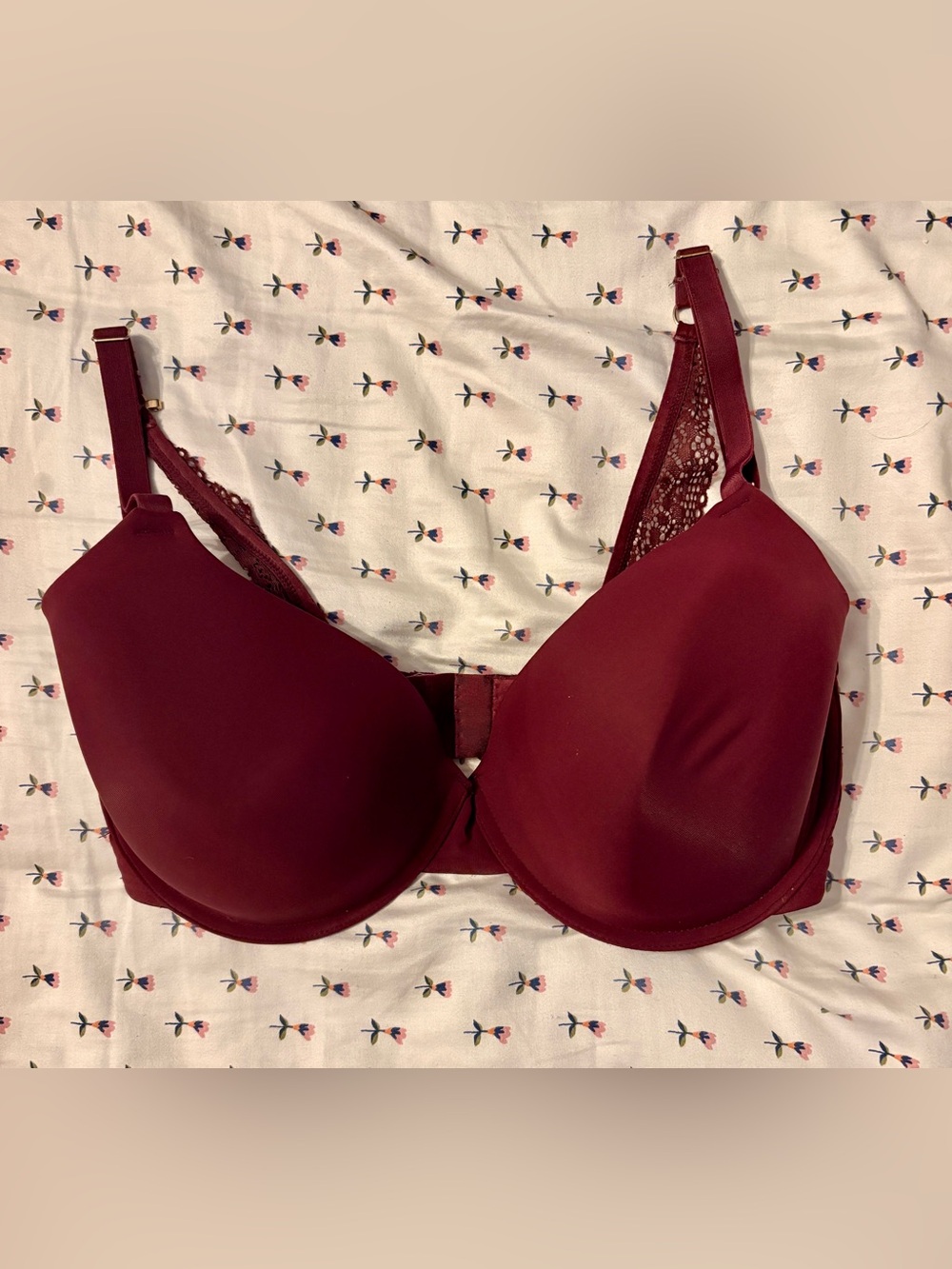 Lively Smooth T-Shirt Bra in Burgundy